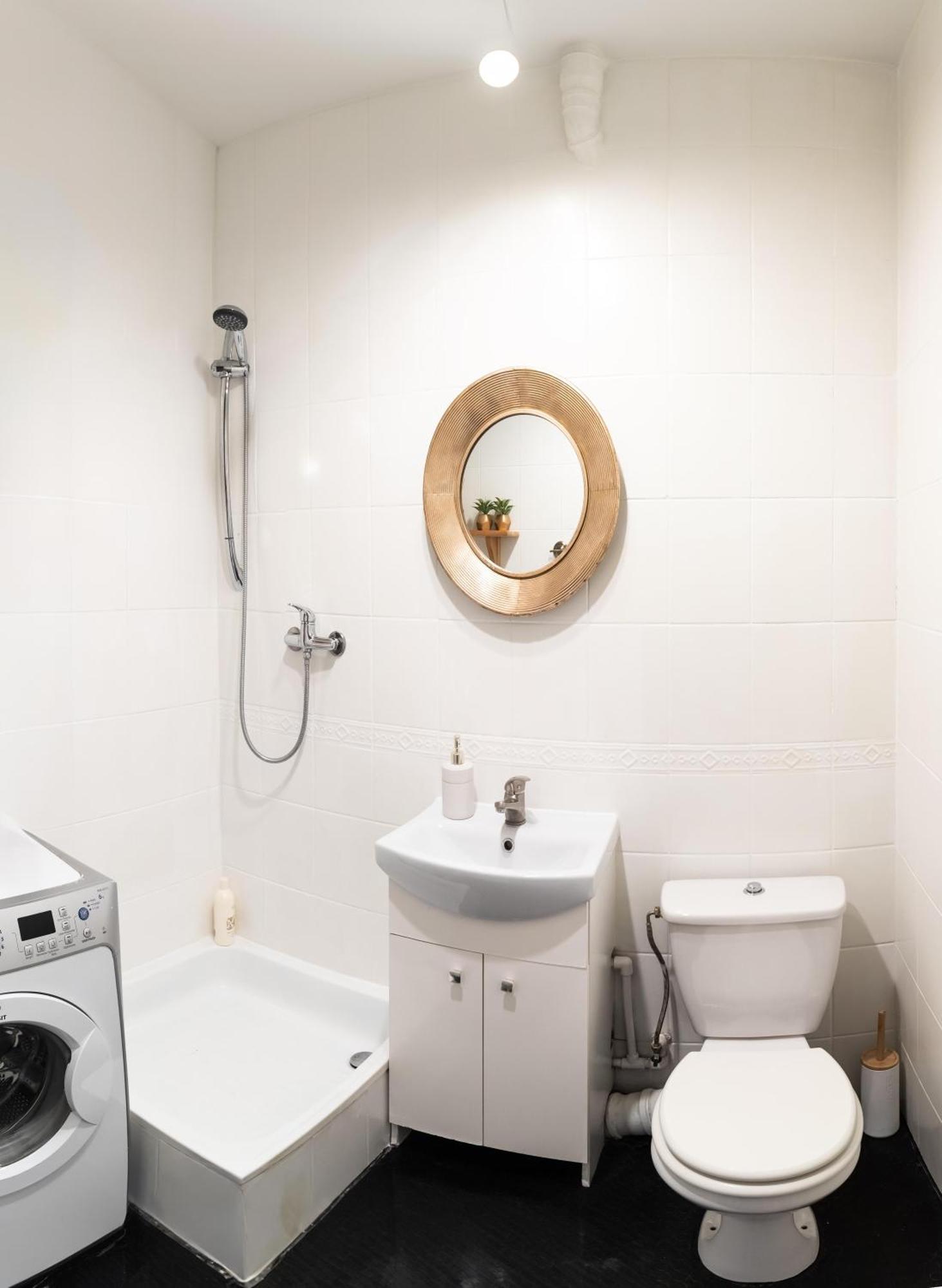 Piotrapartments - Daleka Cozy Train&airport Warszawa